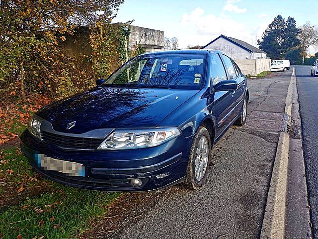 <h1>RENAULT Laguna II Berline (BG) 1.8 i 16V 120cv </h1>